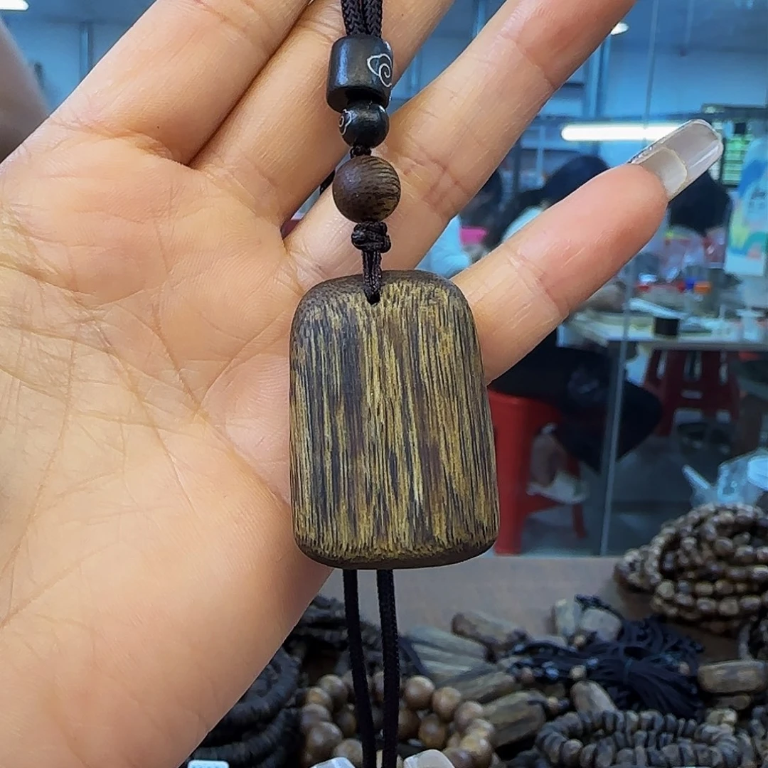 沉香吊坠多样性发货1条白棋5