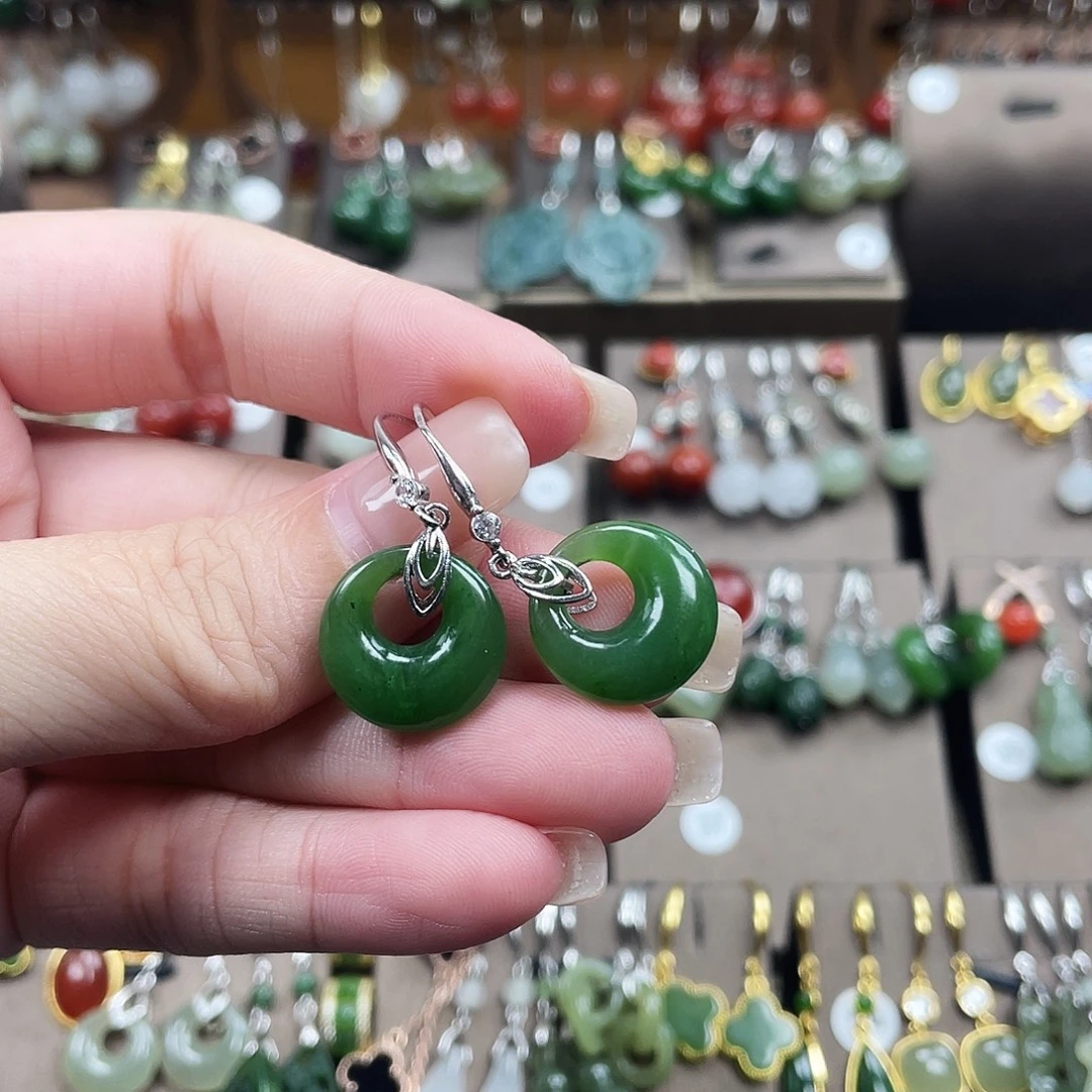 和田玉银S925镶嵌耳坠