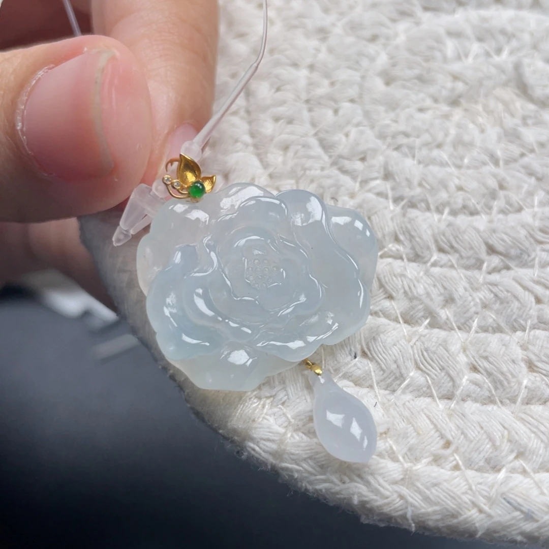 翡翠18K金镶嵌颈饰天然A货缅甸翡翠