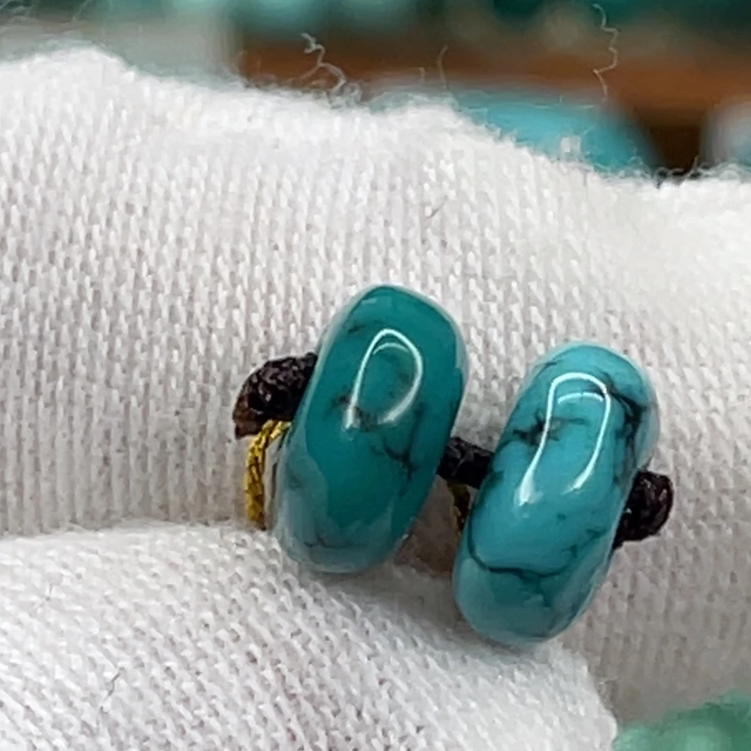 绿松石未镶嵌挂件