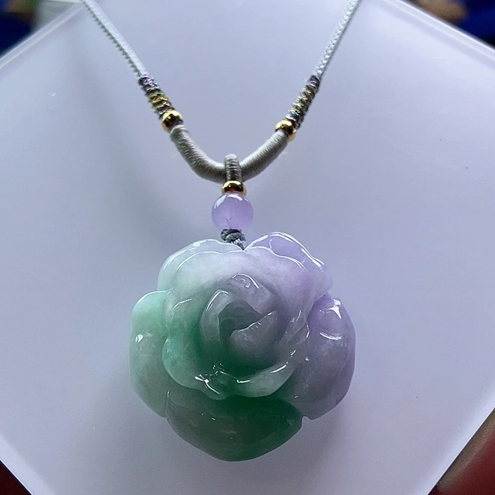 吊坠(赠链)未镶嵌翡翠