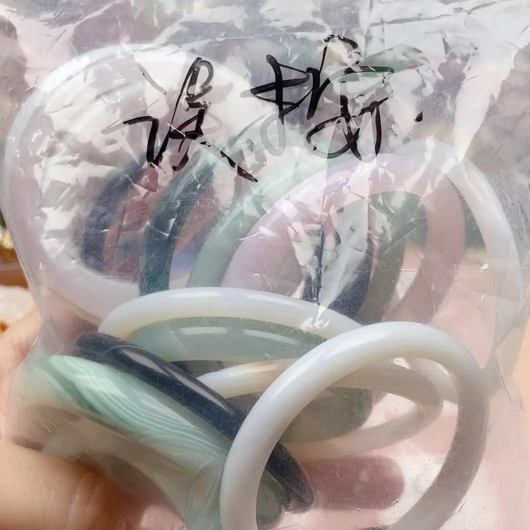 玛瑙/玉髓颈饰合金误*?