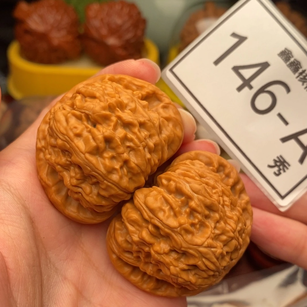 把件文玩核桃白狮44……