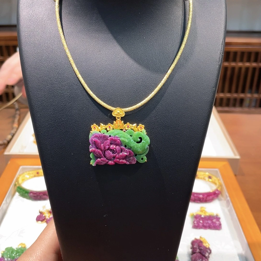 锦纶非金属吊坠红宝