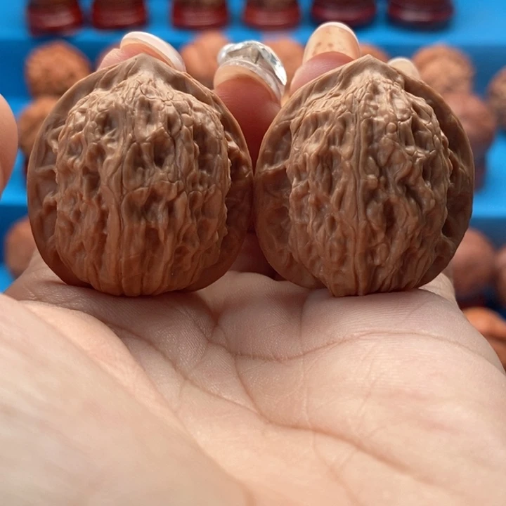 文玩核桃把件催公子