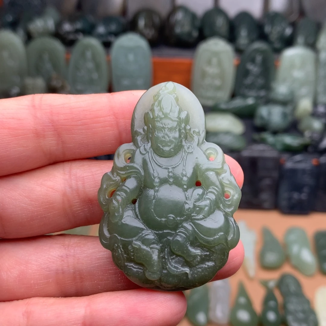 和田玉未镶嵌颈饰挂件09