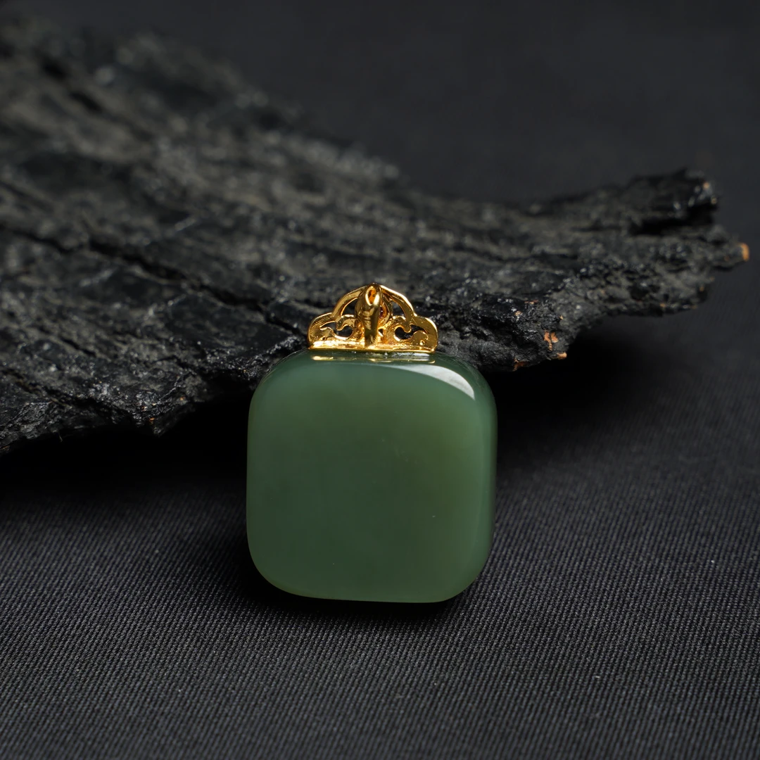 【木子和田玉】天然和田玉碧玉粉青方糖吊坠拍一发一多样性发货