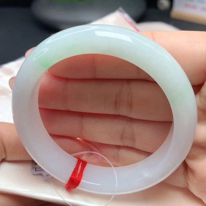 翡翠手镯未镶嵌56565757