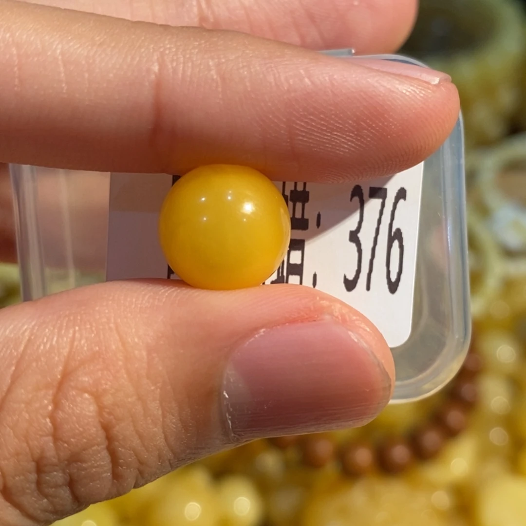 琥珀未镶嵌珠宝奇石376