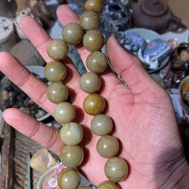 信***石材工艺品 手串 摆件 微瑕