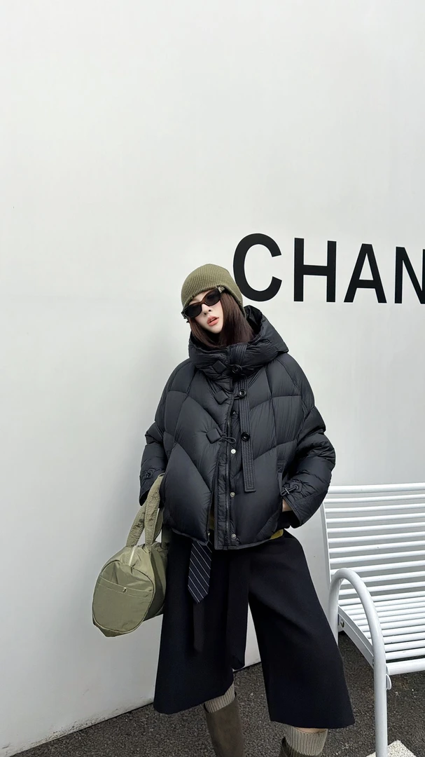 新款短款泡芙面料款羽绒服时尚设计款85005
