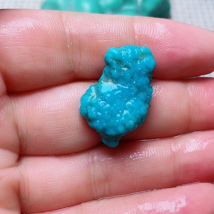50碧玺（处理）湖北原矿果冻绿随性