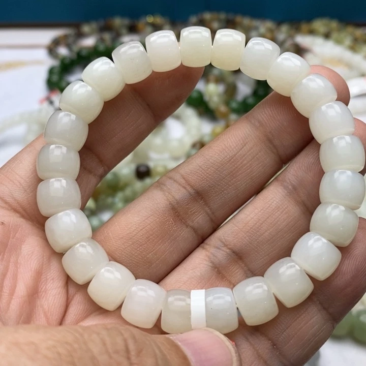 和田玉未镶嵌手链