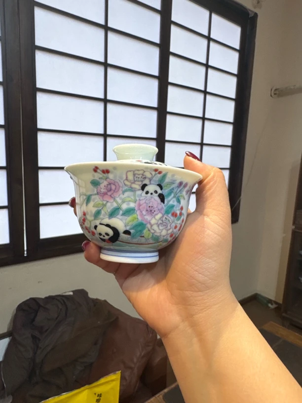 冉月观隐斗彩熊猫盖碗