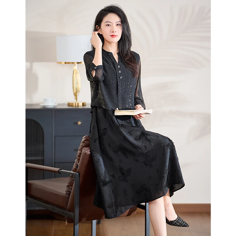 迪欧芙黑色2025春季新款女贵气优雅高端显瘦拼接连衣裙#CLQ87723