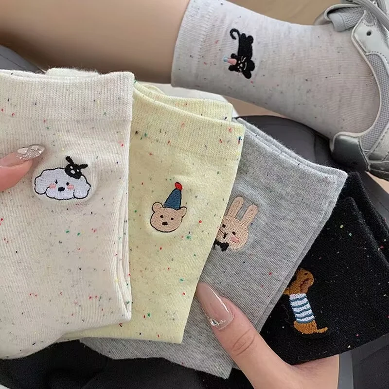 春夏款袜子可爱卡通袜时尚波点袜INS潮流中筒袜百搭袜车用摆件袜