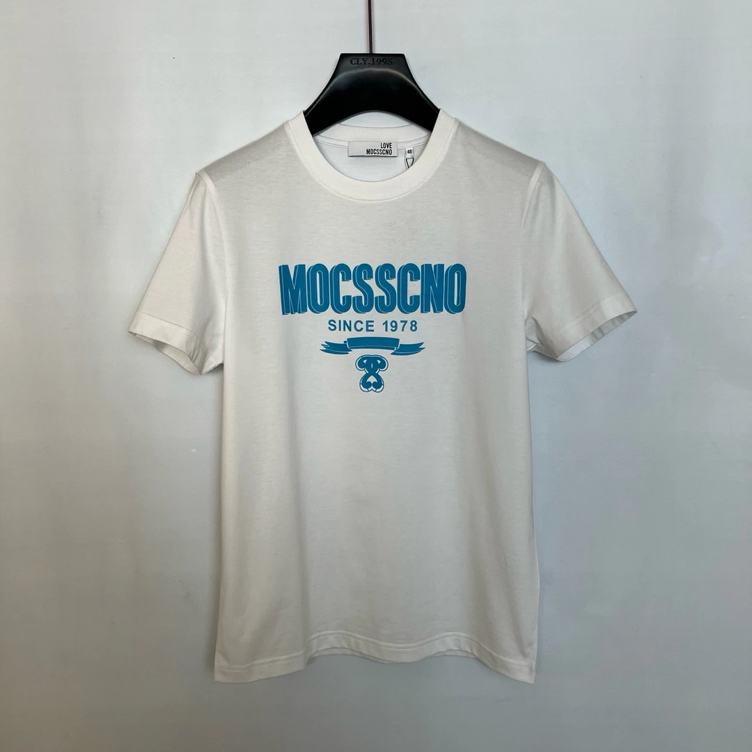 MOCSSCNO/曼斯凯奴 天空蓝字母胶印圆领T恤 MS2521YT030