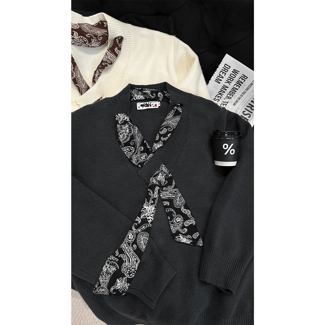 龙叨叨秋季新品复古设计感丝巾系带长袖针织衫男韩系宽松休闲毛衣