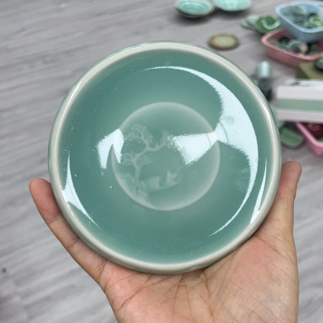 微瑕特价青瓷11.厘米
