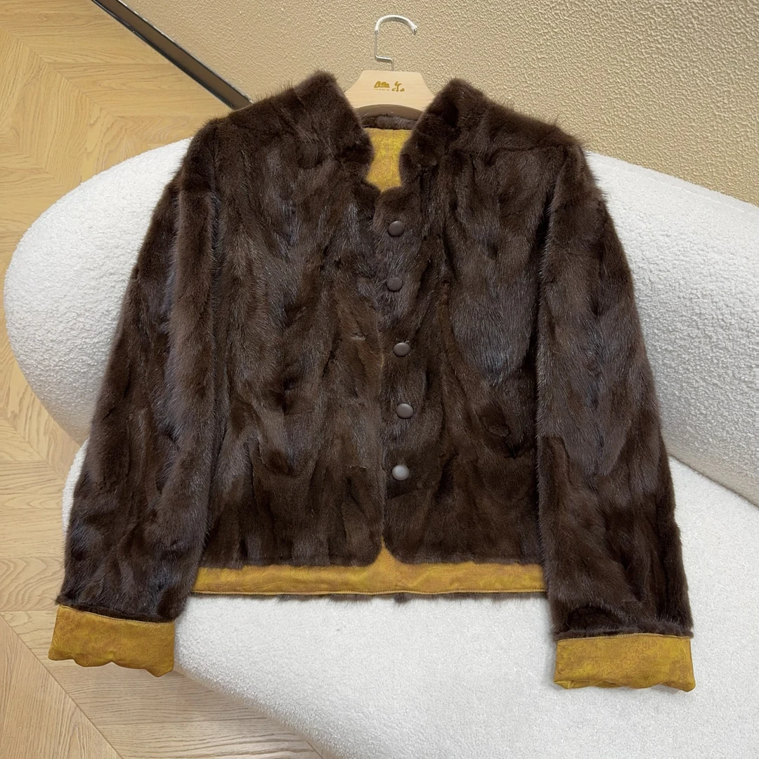 山.尔【双川】极简纯色冬款保暖水貂外套