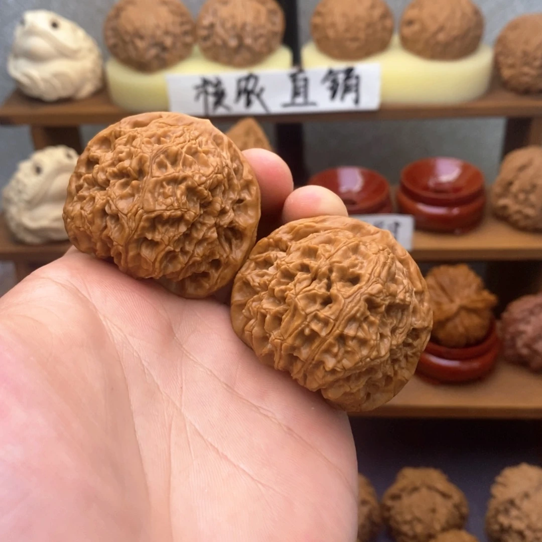 飛***龍文玩核桃吊坠水龙45尖有修