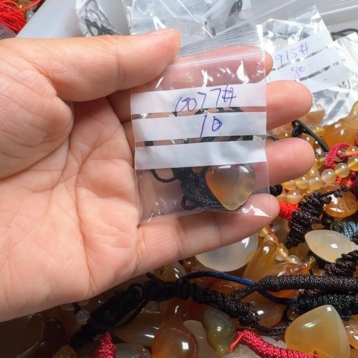 玛瑙/玉髓颈饰未镶嵌樱*0077