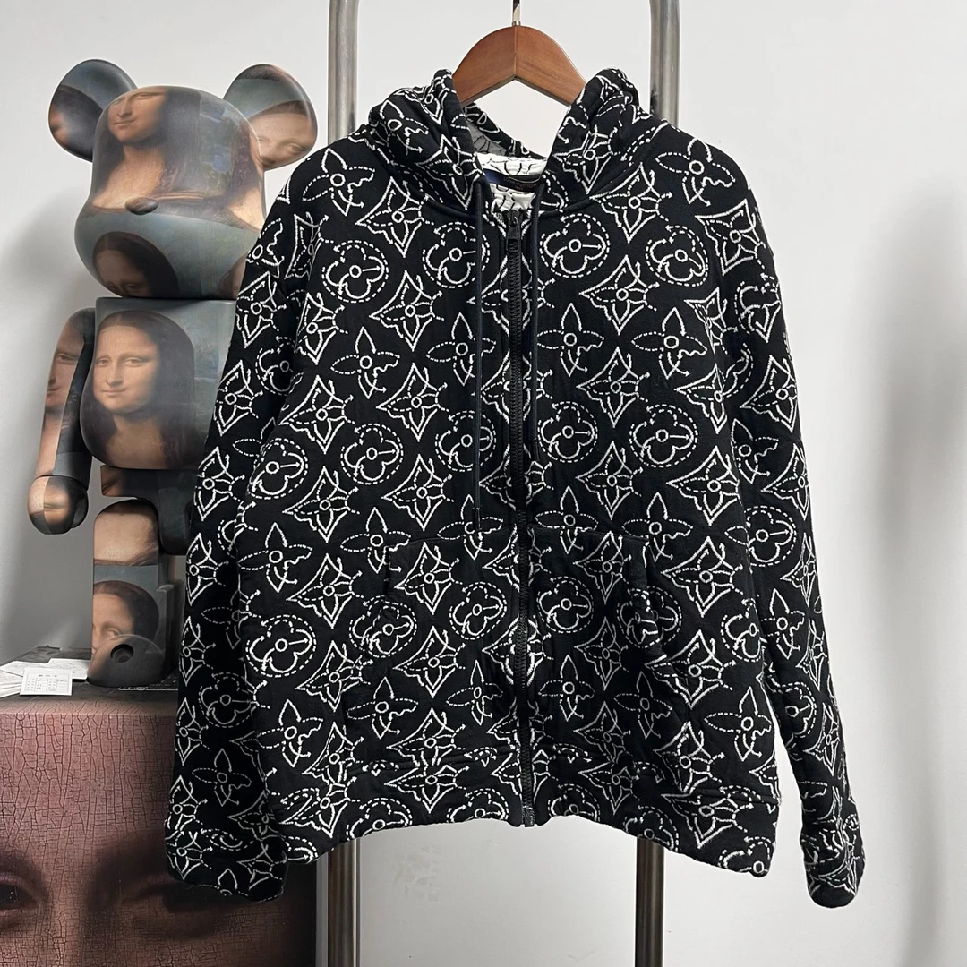 99新 LV 满印外套 I2208 尺码：M 衣长62 胸围51