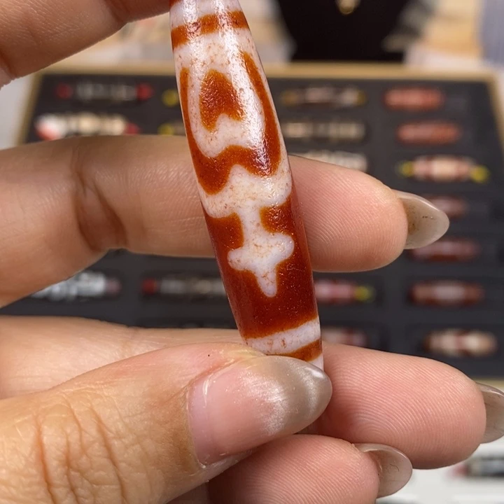 一***好玛瑙/玉髓（覆膜）未镶嵌颈饰