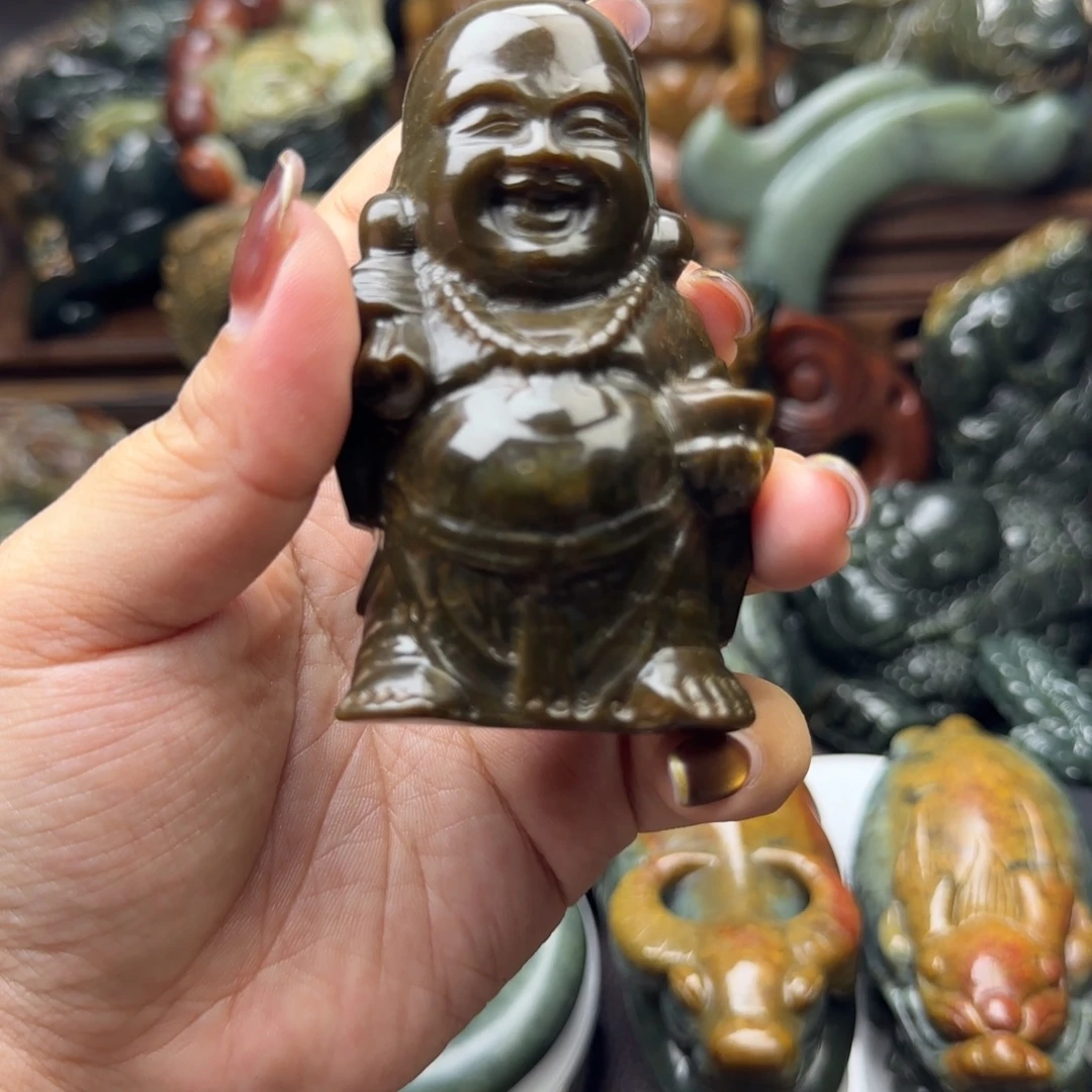 透闪石质玉未镶嵌珠宝奇石