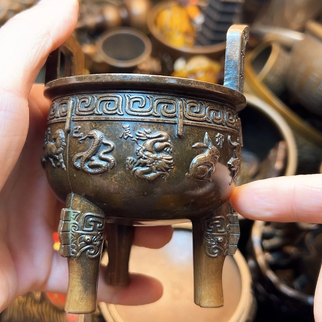 精美铜器工艺品等