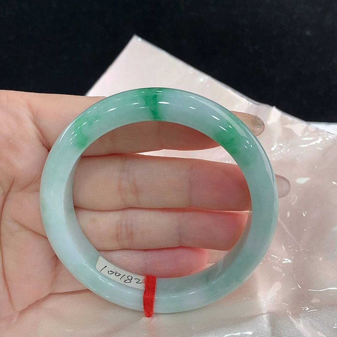 【闪购商品】翡翠手镯未镶嵌57，56/57