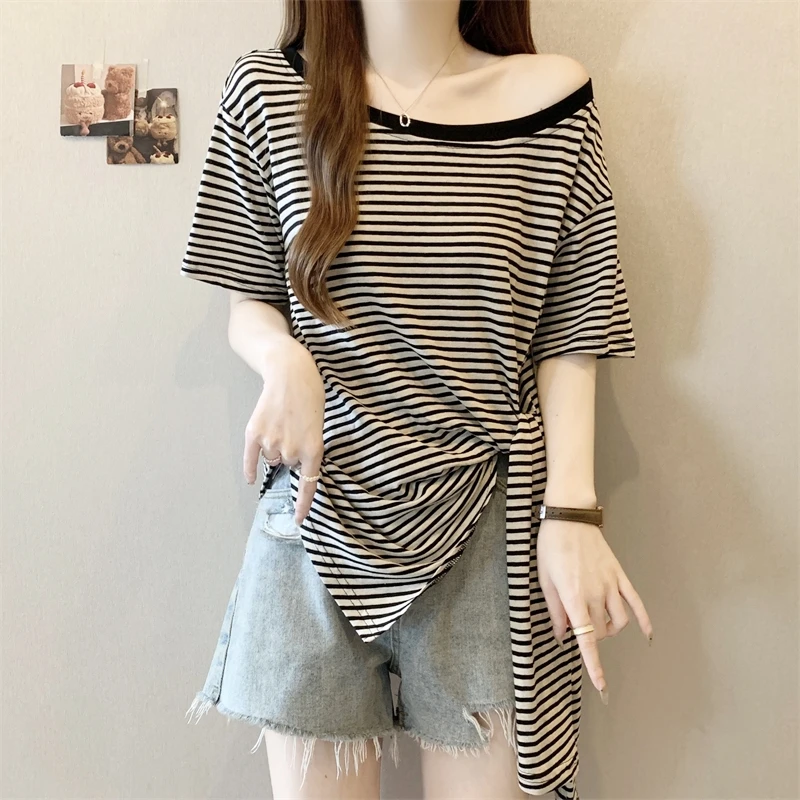 大码胖MM法式不规则设计感斜肩撞色条纹短袖收腰绑带上衣