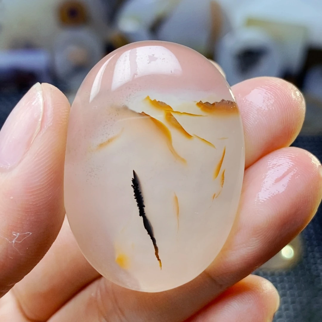 玛瑙/玉髓未镶嵌珠宝奇石