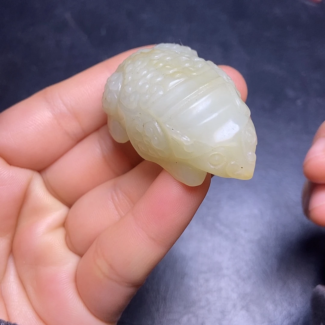 和田玉（糖玉）未镶嵌挂件