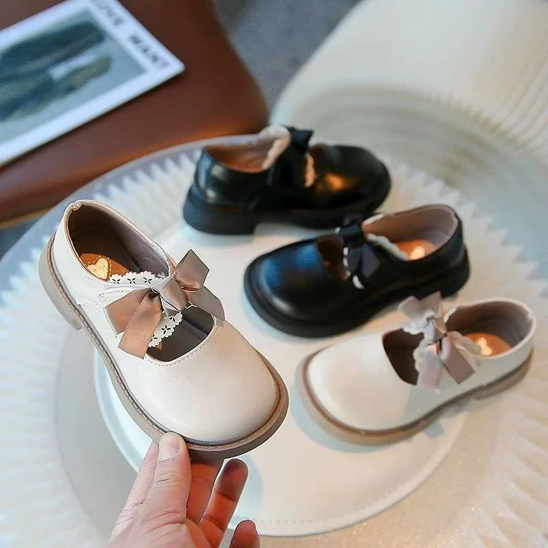女童鞋子儿童公主鞋春秋季女宝宝小皮鞋软底单鞋9902
