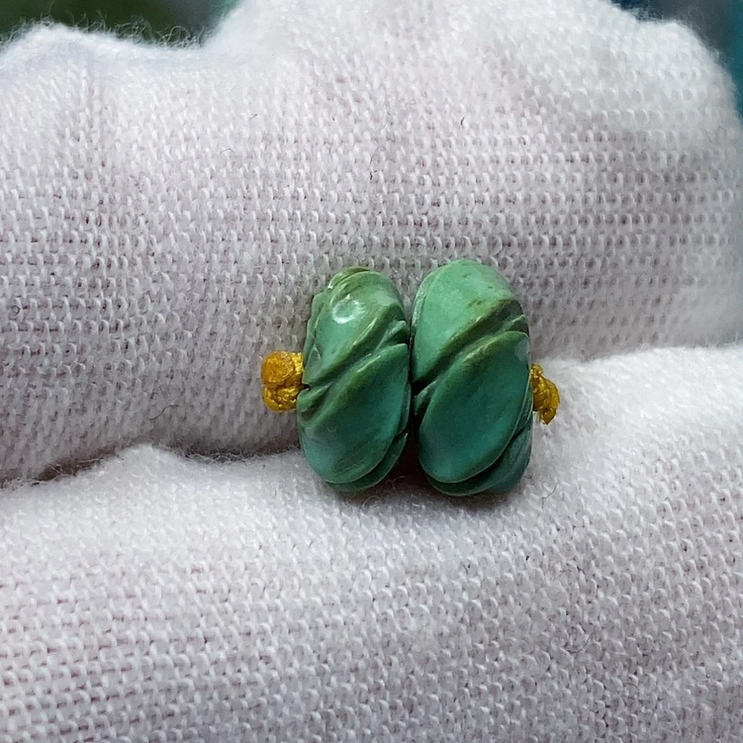 绿松石未镶嵌天然原矿 带武汉地大证书