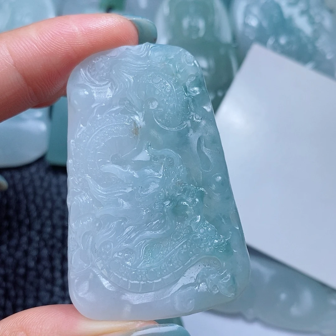 定制翡翠未镶嵌毛货付款后确认抛光