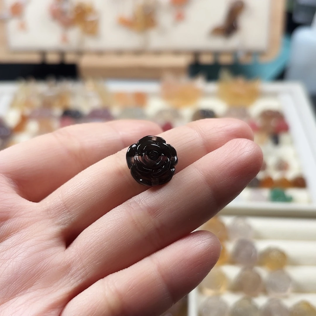 周***岁玛瑙/玉髓未镶嵌颈饰