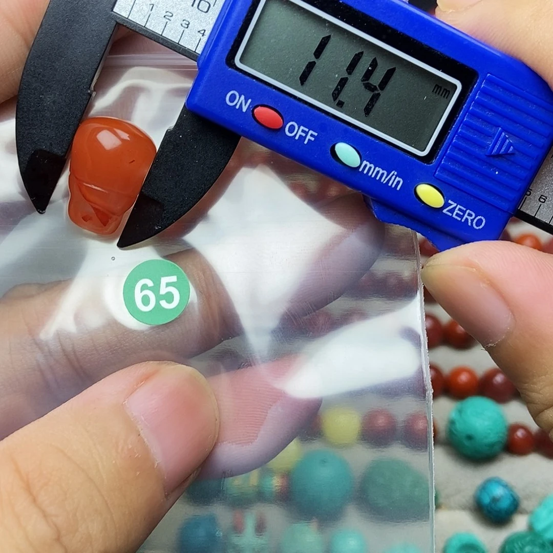 南红玛瑙未镶嵌南红玛瑙有瑕疵