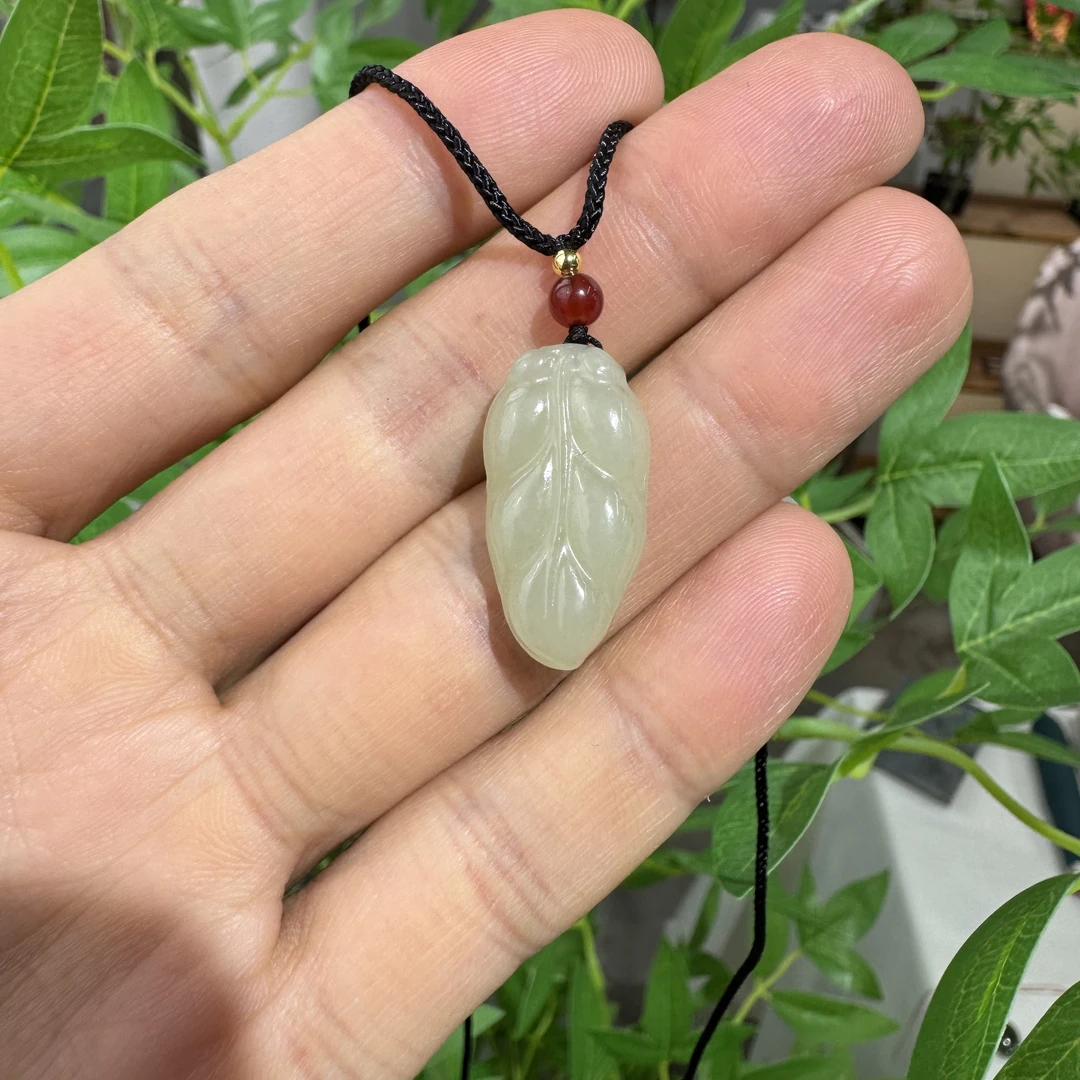 和田玉晴水叶子吊坠24*13mm金枝玉叶项链雕刻绳子珠宝挂坠挂件