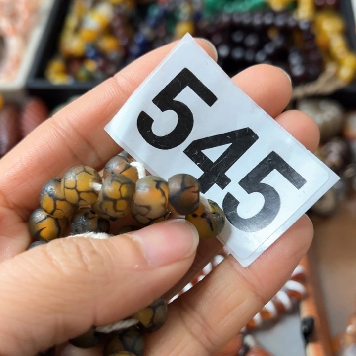 玛瑙/玉髓颈饰未镶嵌薄**?