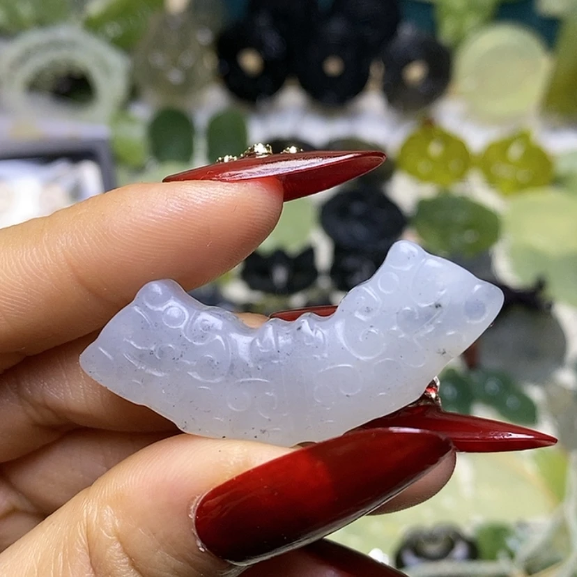 【闪购商品】蛇纹石玉颈饰未镶嵌