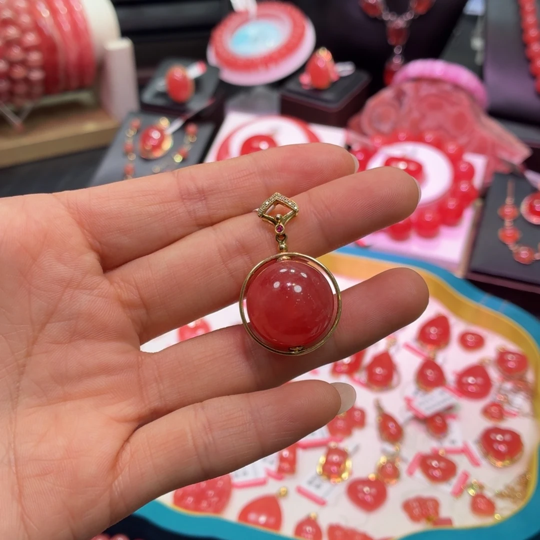 菱锰矿（红纹石）18K金镶嵌颈饰