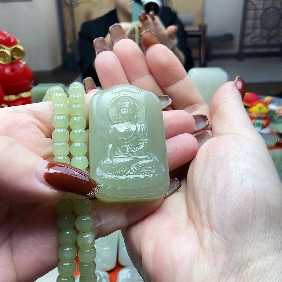 颈饰未镶嵌和田玉军*鲤