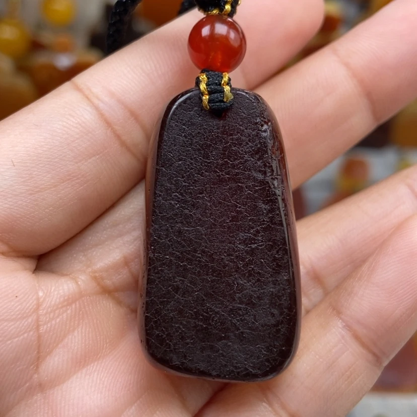 【闪购商品】琥珀颈饰未镶嵌