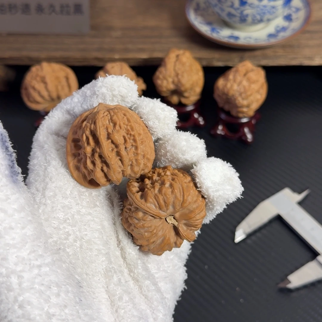 全品42平谷凹底走色玛瑙红