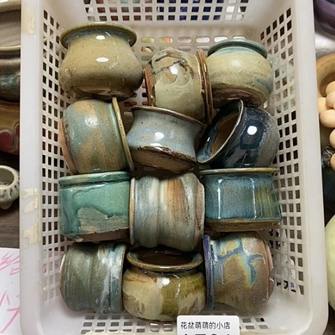 紫砂花盆721微瑕品口径3到4左右底部有打磨