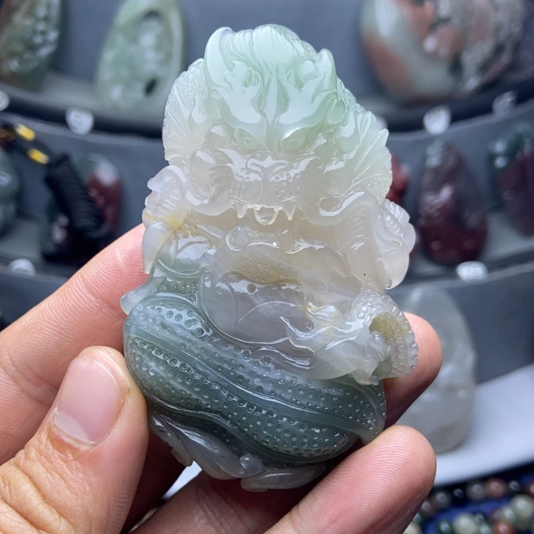 快***行玛瑙/玉髓未镶嵌颈饰