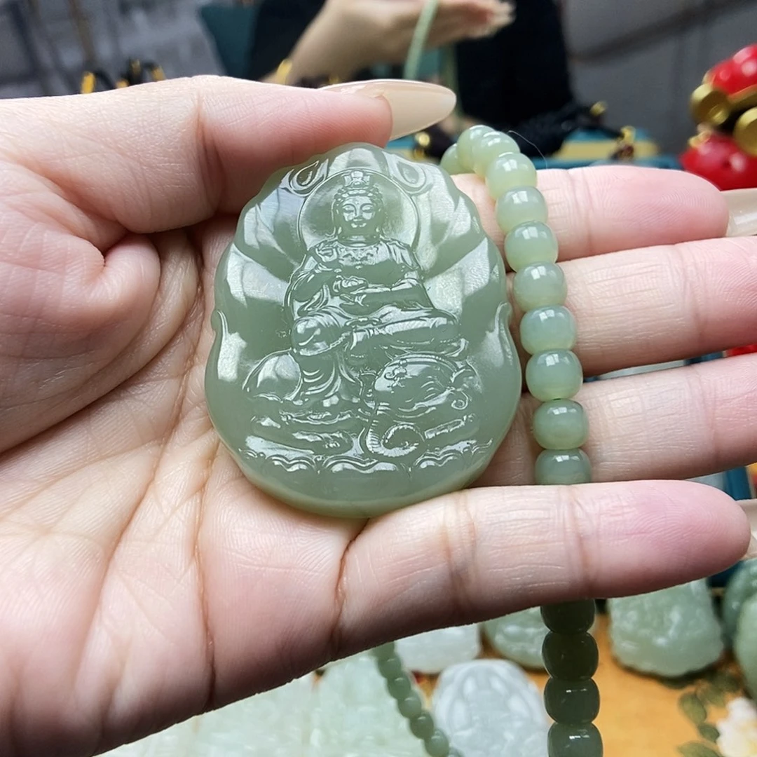 和田玉颈饰未镶嵌十****天