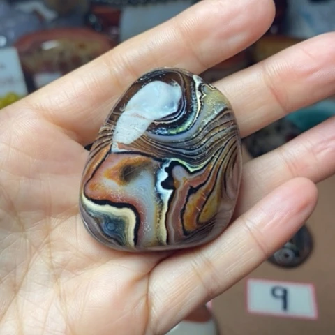 未镶嵌玛瑙/玉髓珠宝奇石